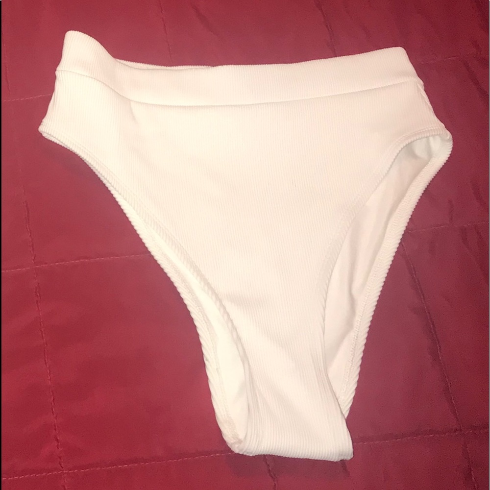 Bathing suit
